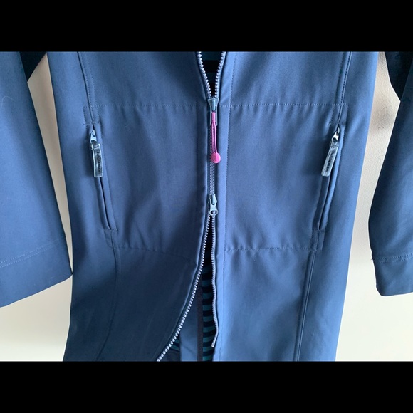 LULULEMON Apres Yoga Soft Shell Hooded Rain Jacket - Picture 3 of 14